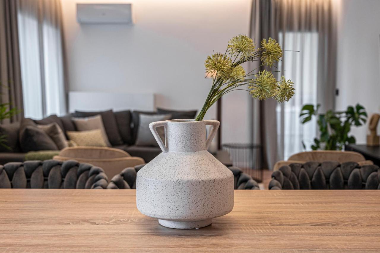 Phaedrus Living Luxury Penthouse Ploutarchou Atenas Exterior foto